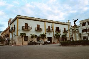 Palazzo La Grua, sede del Municipio