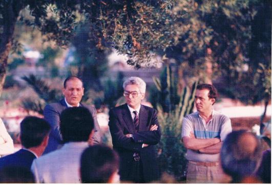 Il Presidente Mattarella fra Gaetano Favazza (a sinistra) e Clemente Maniaci. In casa di Favazza a metà degli Anni Ottanta