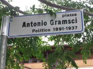 piazza gramsci